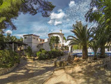 Bestaand - Finca - Denia