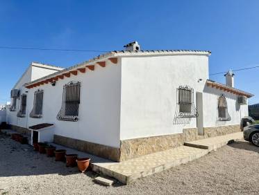 Bestaand - Finca - Denia