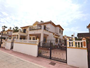 Bestaand - Townhouse / Semi-detached - Ciudad Quesada - Doña Pepa