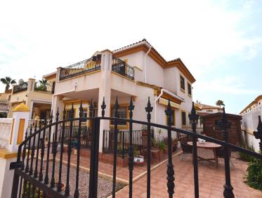 Bestaand - Townhouse / Semi-detached - Ciudad Quesada - Doña Pepa