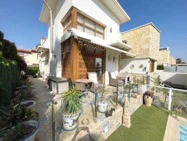 Bestaand - Townhouse / Semi-detached - Ciudad Quesada - Doña Pepa