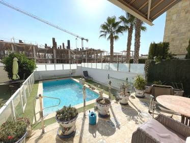 Bestaand - Townhouse / Semi-detached - Ciudad Quesada - Doña Pepa
