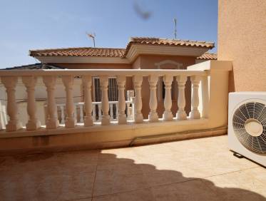 Bestaand - Townhouse / Semi-detached - Ciudad Quesada - La Fiesta