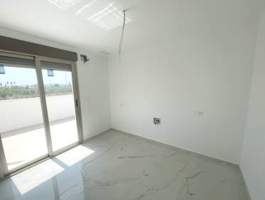 Bestaand - Townhouse / Semi-detached - Daya Nueva