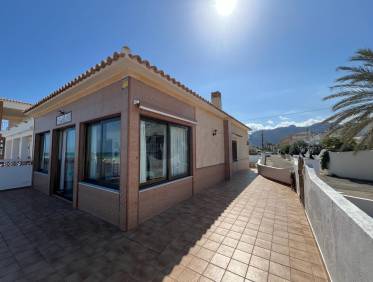 Bestaand - Townhouse / Semi-detached - Denia