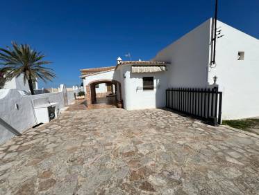 Bestaand - Townhouse / Semi-detached - Denia