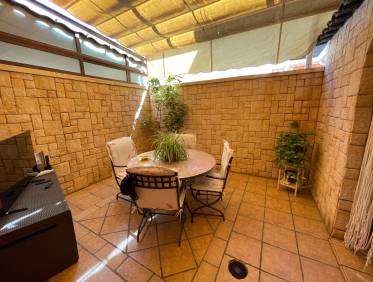 Bestaand - Townhouse / Semi-detached - Elche - Center