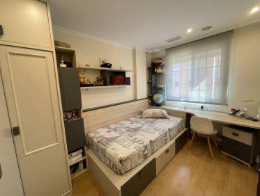 Bestaand - Townhouse / Semi-detached - Elche - Center