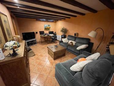 Bestaand - Townhouse / Semi-detached - Elche - Center