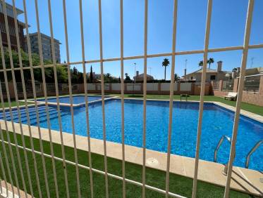 Bestaand - Townhouse / Semi-detached - Elche - Center
