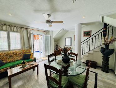 Bestaand - Townhouse / Semi-detached - La Mata - Puerto Romano