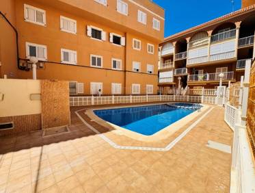 Bestaand - Townhouse / Semi-detached - La Mata - Puerto Romano