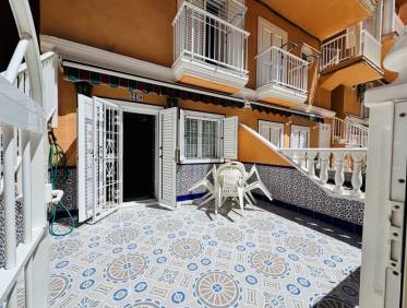 Bestaand - Townhouse / Semi-detached - La Mata - Puerto Romano