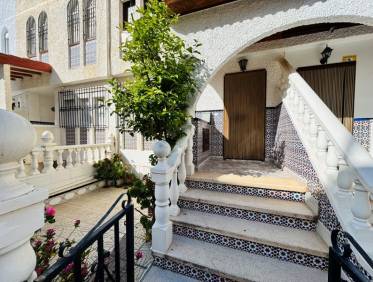 Bestaand - Townhouse / Semi-detached - La Mata