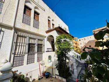 Bestaand - Townhouse / Semi-detached - La Mata