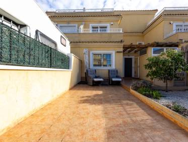 Bestaand - Townhouse / Semi-detached - Los Altos