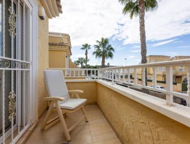Bestaand - Townhouse / Semi-detached - Los Altos