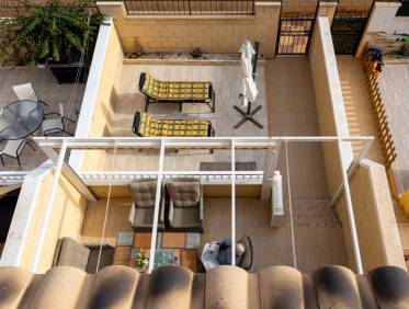 Bestaand - Townhouse / Semi-detached - Los Altos
