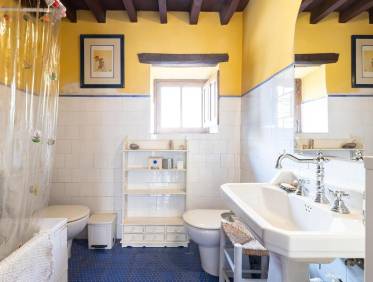 Bestaand - Townhouse / Semi-detached - Los Martinez Del Puerto - Los Martínez del Puerto