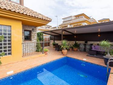 Bestaand - Townhouse / Semi-detached - Los Montesinos - La Herrada