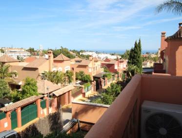 Bestaand - Townhouse / Semi-detached - Marbella - Marbella East