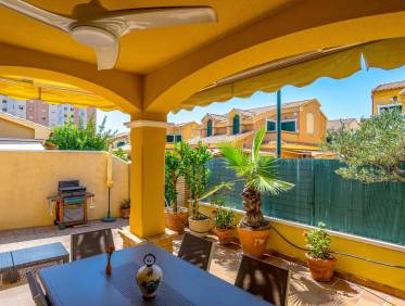 Bestaand - Townhouse / Semi-detached - Orihuela Costa - Campoamor