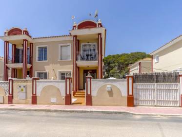 Bestaand - Townhouse / Semi-detached - Orihuela Costa - Campoamor