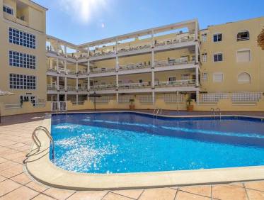 Bestaand - Townhouse / Semi-detached - Orihuela Costa - Campoamor