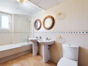 Bestaand - Townhouse / Semi-detached - Orihuela Costa - Campoamor