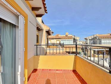 Bestaand - Townhouse / Semi-detached - Orihuela Costa - La Campana