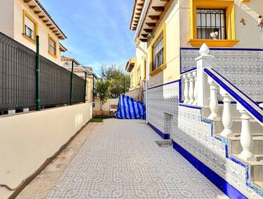 Bestaand - Townhouse / Semi-detached - Orihuela Costa - La Campana