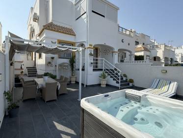 Bestaand - Townhouse / Semi-detached - Orihuela Costa - La Zenia