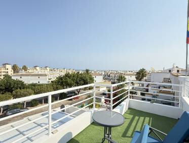 Bestaand - Townhouse / Semi-detached - Orihuela Costa - La Zenia