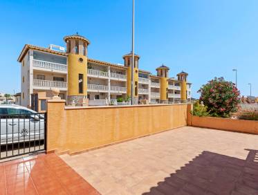 Bestaand - Townhouse / Semi-detached - Orihuela Costa - Lomas de Cabo Roig