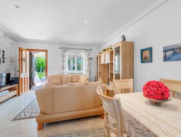 Bestaand - Townhouse / Semi-detached - Orihuela Costa - Los Dolses