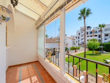Bestaand - Townhouse / Semi-detached - Orihuela Costa - Los Dolses