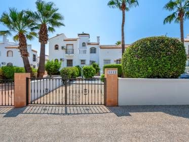 Bestaand - Townhouse / Semi-detached - Orihuela Costa - Los Dolses