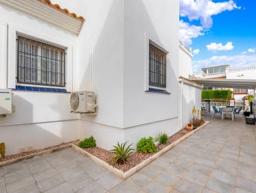 Bestaand - Townhouse / Semi-detached - Orihuela Costa - Playa Flamenca