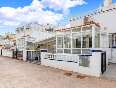Bestaand - Townhouse / Semi-detached - Orihuela Costa - Playa Flamenca