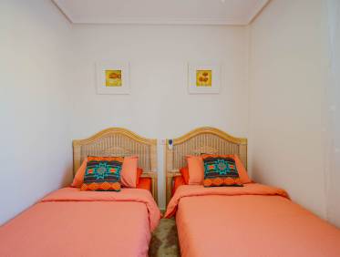 Bestaand - Townhouse / Semi-detached - Orihuela Costa - Playa Flamenca