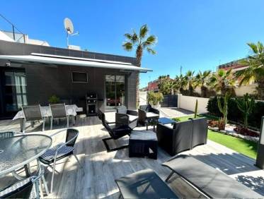 Bestaand - Townhouse / Semi-detached - Orihuela Costa - Villamartín-Las Filipinas