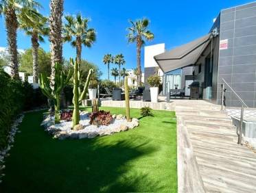 Bestaand - Townhouse / Semi-detached - Orihuela Costa - Villamartín-Las Filipinas