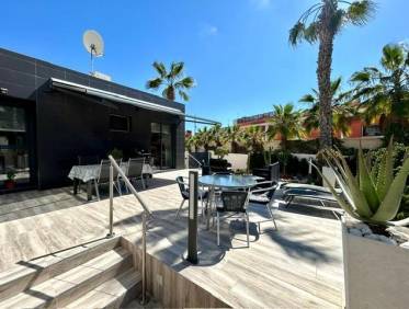 Bestaand - Townhouse / Semi-detached - Orihuela Costa - Villamartín-Las Filipinas
