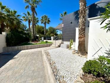 Bestaand - Townhouse / Semi-detached - Orihuela Costa - Villamartín-Las Filipinas