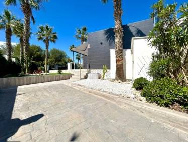 Bestaand - Townhouse / Semi-detached - Orihuela Costa - Villamartín-Las Filipinas