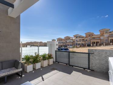 Bestaand - Townhouse / Semi-detached - Orihuela Costa - Villamartin