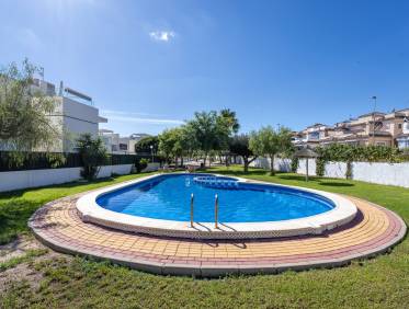 Bestaand - Townhouse / Semi-detached - Orihuela Costa - Villamartin