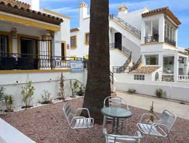 Bestaand - Townhouse / Semi-detached - Orihuela Costa - Villamartin