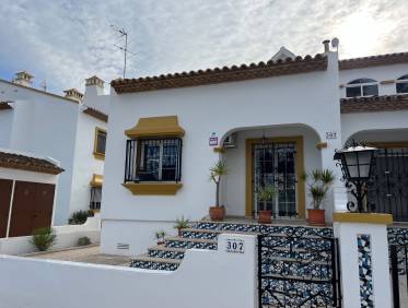 Bestaand - Townhouse / Semi-detached - Orihuela Costa - Villamartin