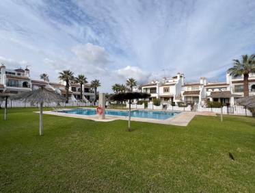 Bestaand - Townhouse / Semi-detached - Orihuela Costa - Villamartin